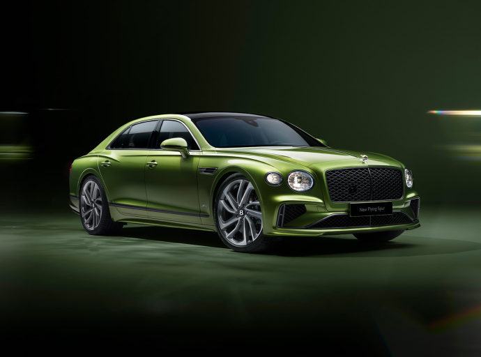 2025 Bentley Flying Spur Speed: A Luxury Performance Masterpiece